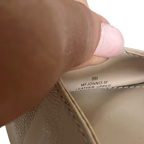 Marc Fisher Nude Beige Jonni Studded Pointy Toe Kitten Heels Size 8 - Picture 9 of 13